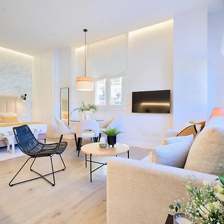 Lofts Parque De Huelin Apartment Malaga Luaran gambar